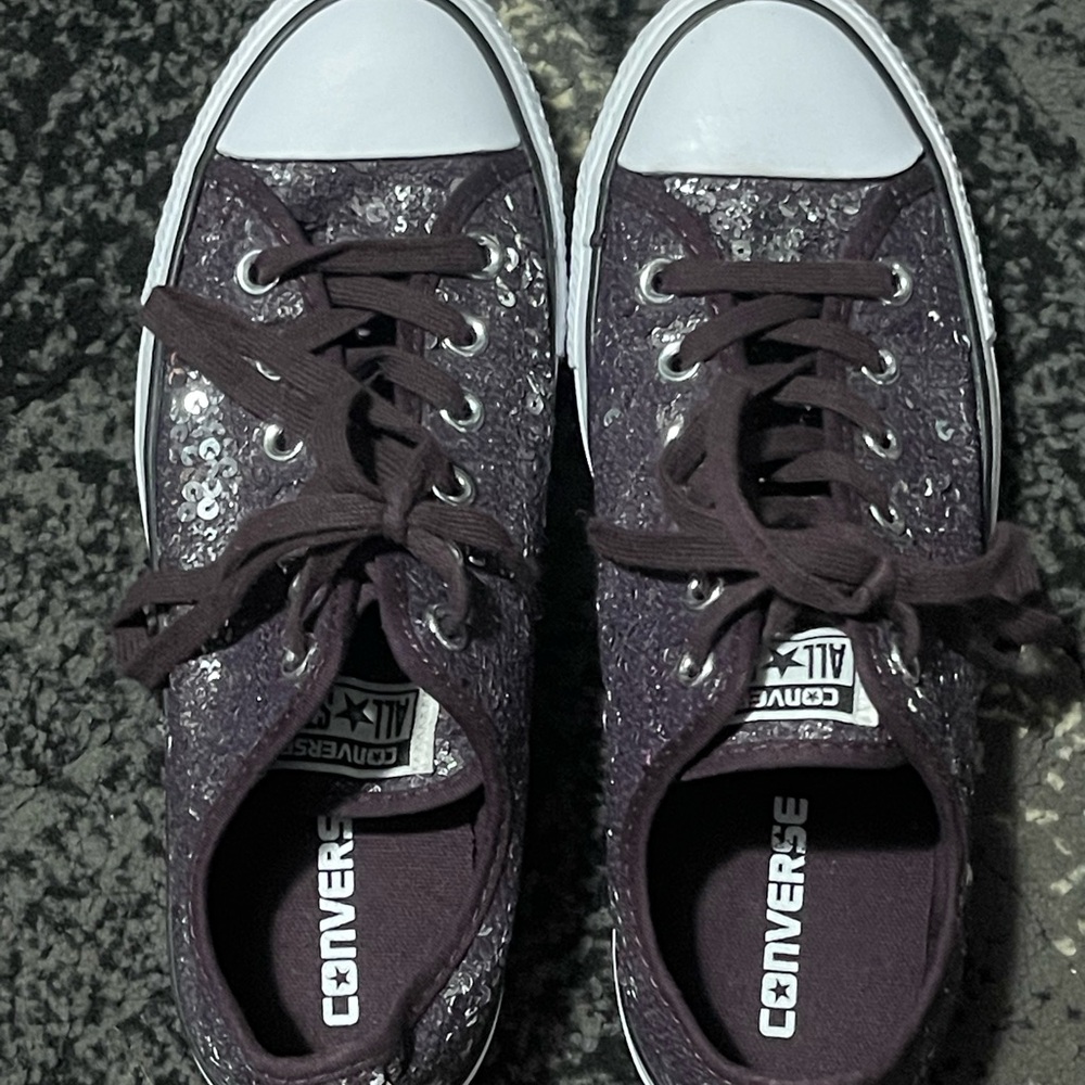 Converse Purple Sneakers Classic Canvas Design